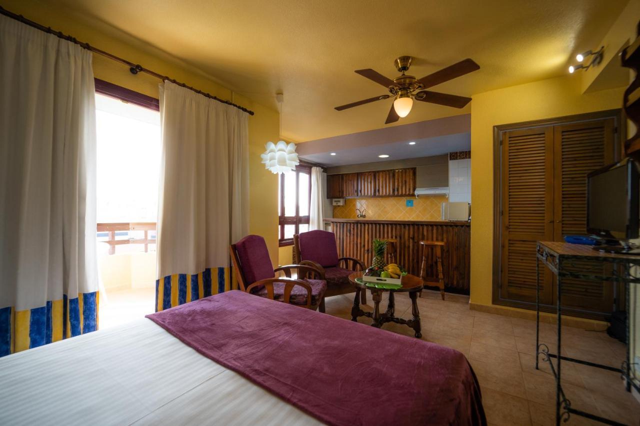 Hotel Apartamentos Londres La Manga Экстерьер фото