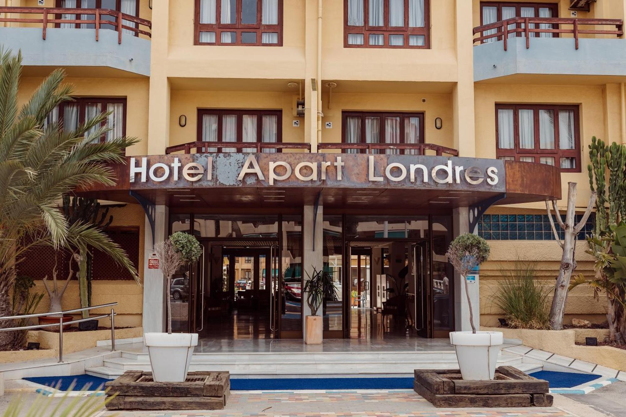 Hotel Apartamentos Londres La Manga Экстерьер фото
