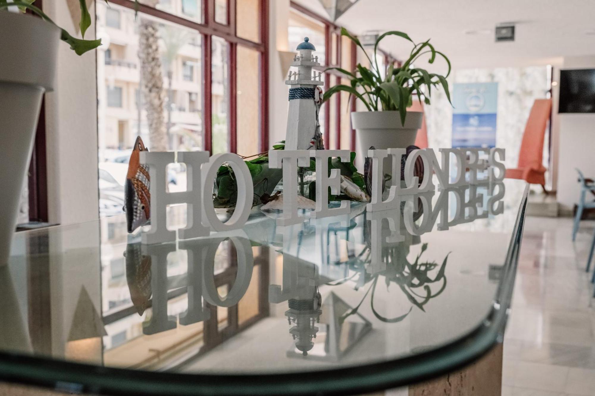 Hotel Apartamentos Londres La Manga Экстерьер фото